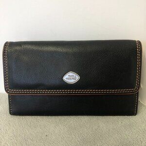 NWOT The Trend Long Italian Black Leather Wallet
